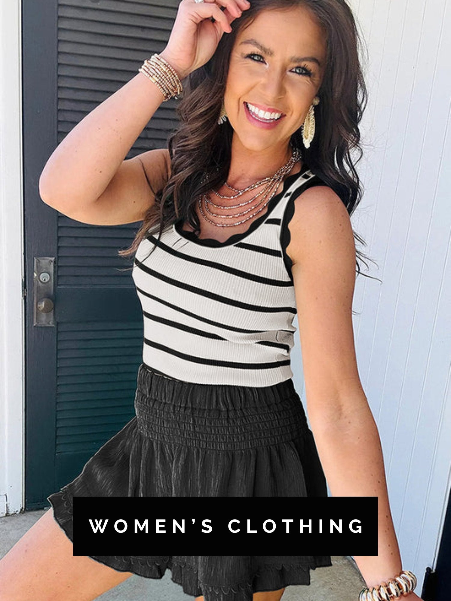 WOMEN'S CLOTHING