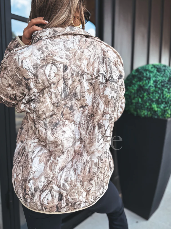 Cozy Cloud Jacket in Dark Camo