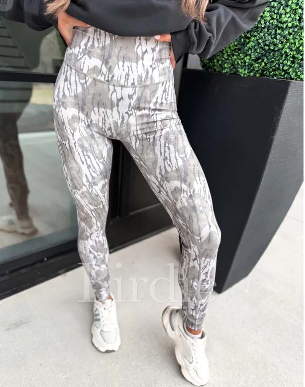 Butter Lift Leggings in Light Bottomland Camo - PREORDER (April - 1st cut)